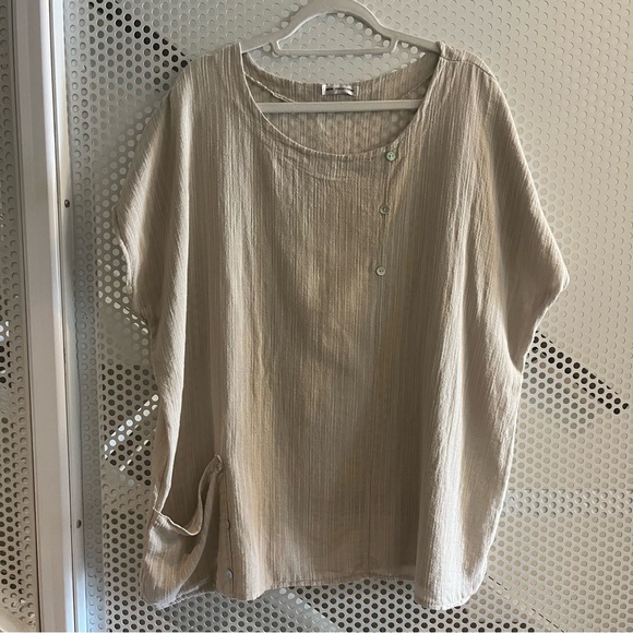 New Collection Linen Blend Tunic/Top One Size Fits Most in Oatmeal/Cream - Picture 1 of 9